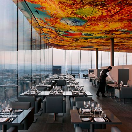 Hotel So/ Vienna Esterno foto Restaurant "360"