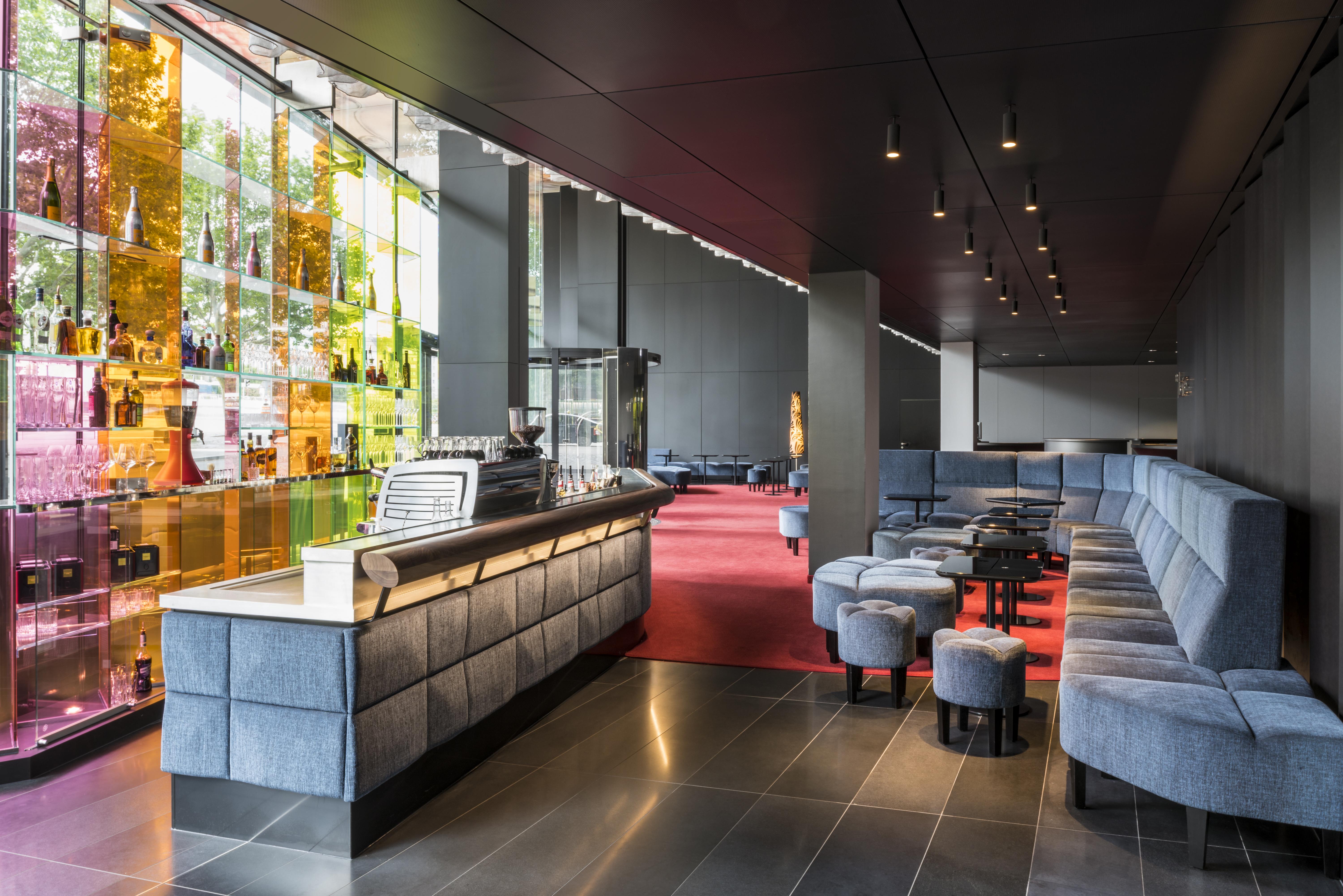 Hotel So/ Vienna Esterno foto The bar at the London Design Museum