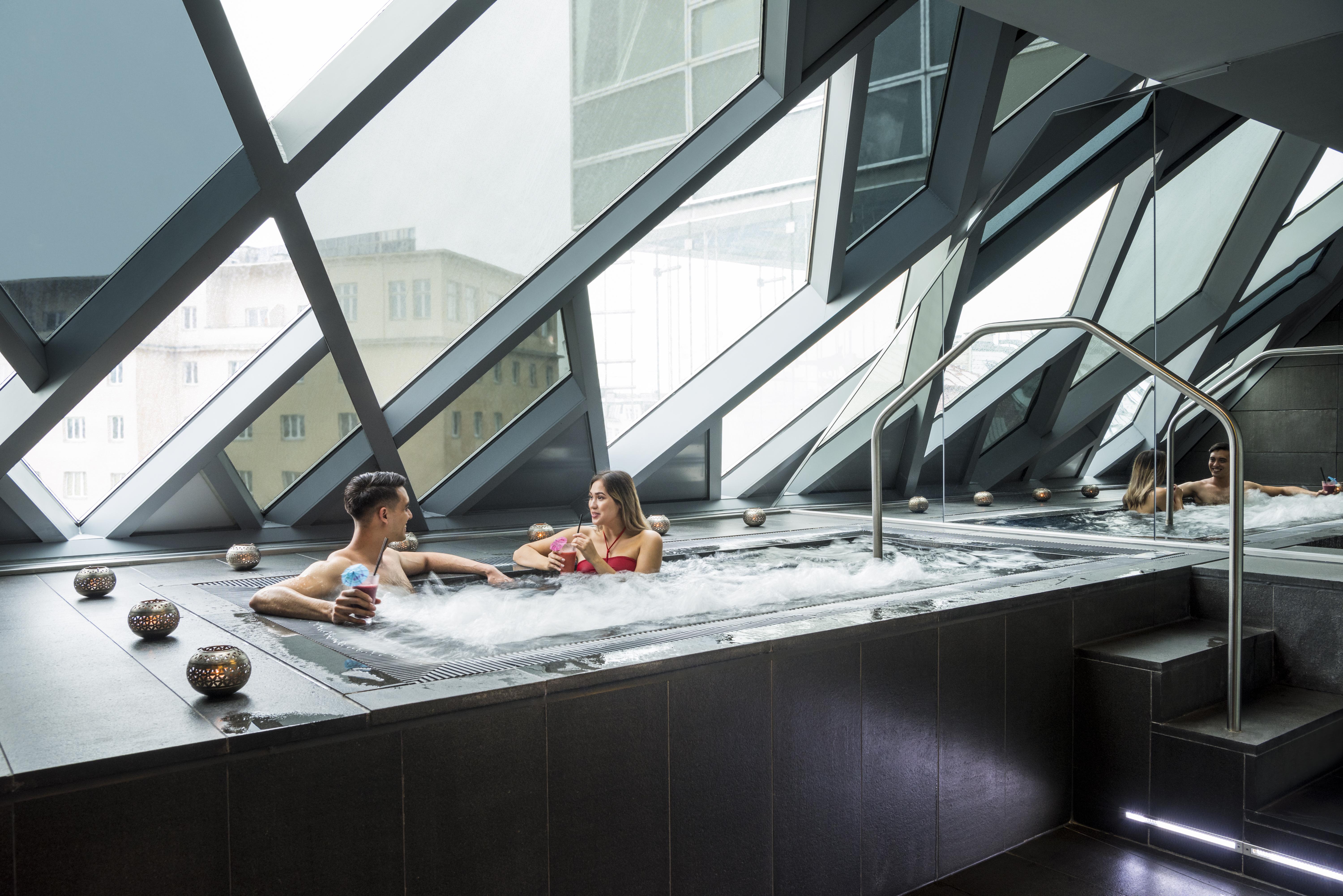 Hotel So/ Vienna Esterno foto The Spa at The Landmark