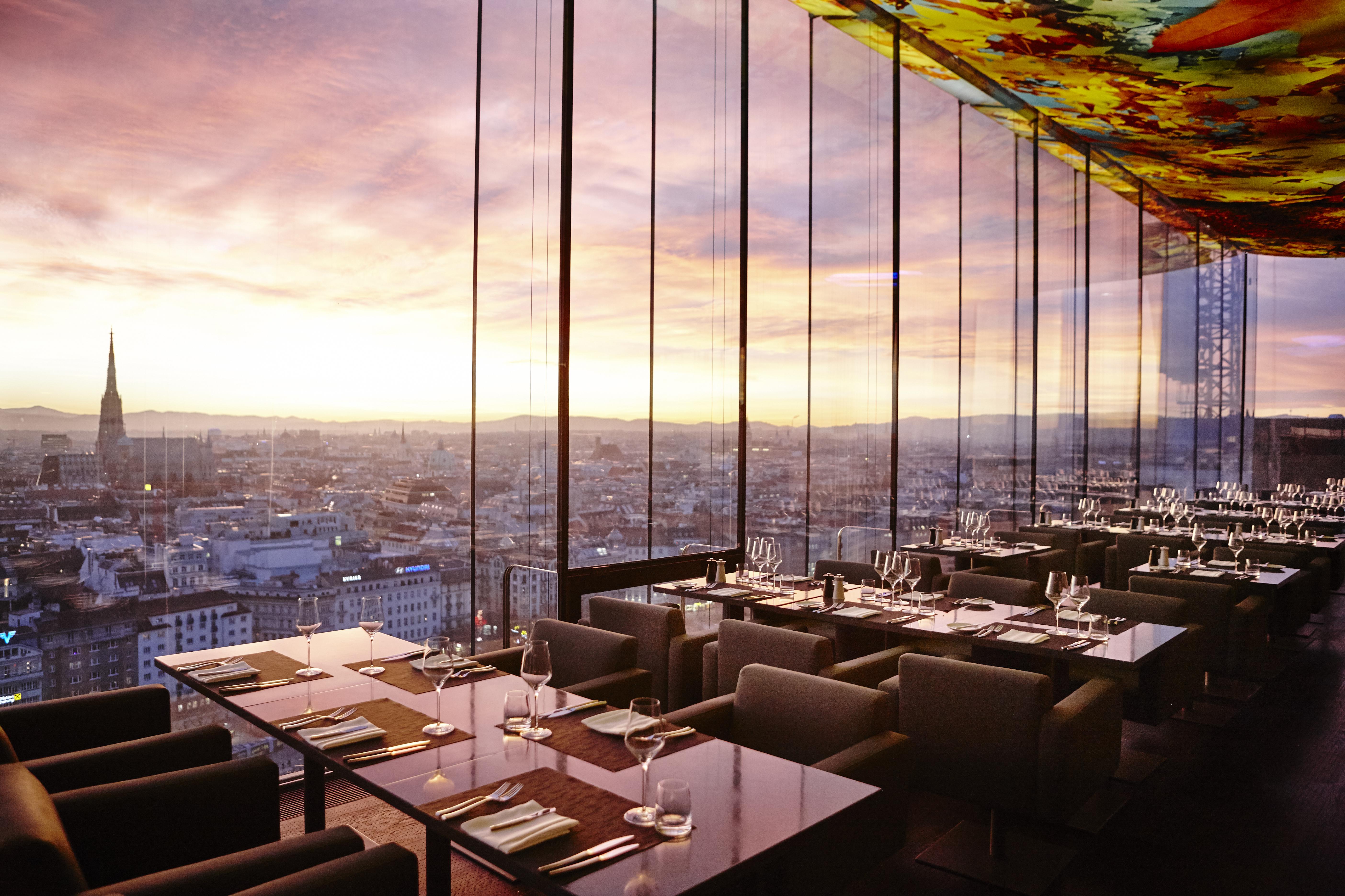 Hotel So/ Vienna Esterno foto Restaurant 101