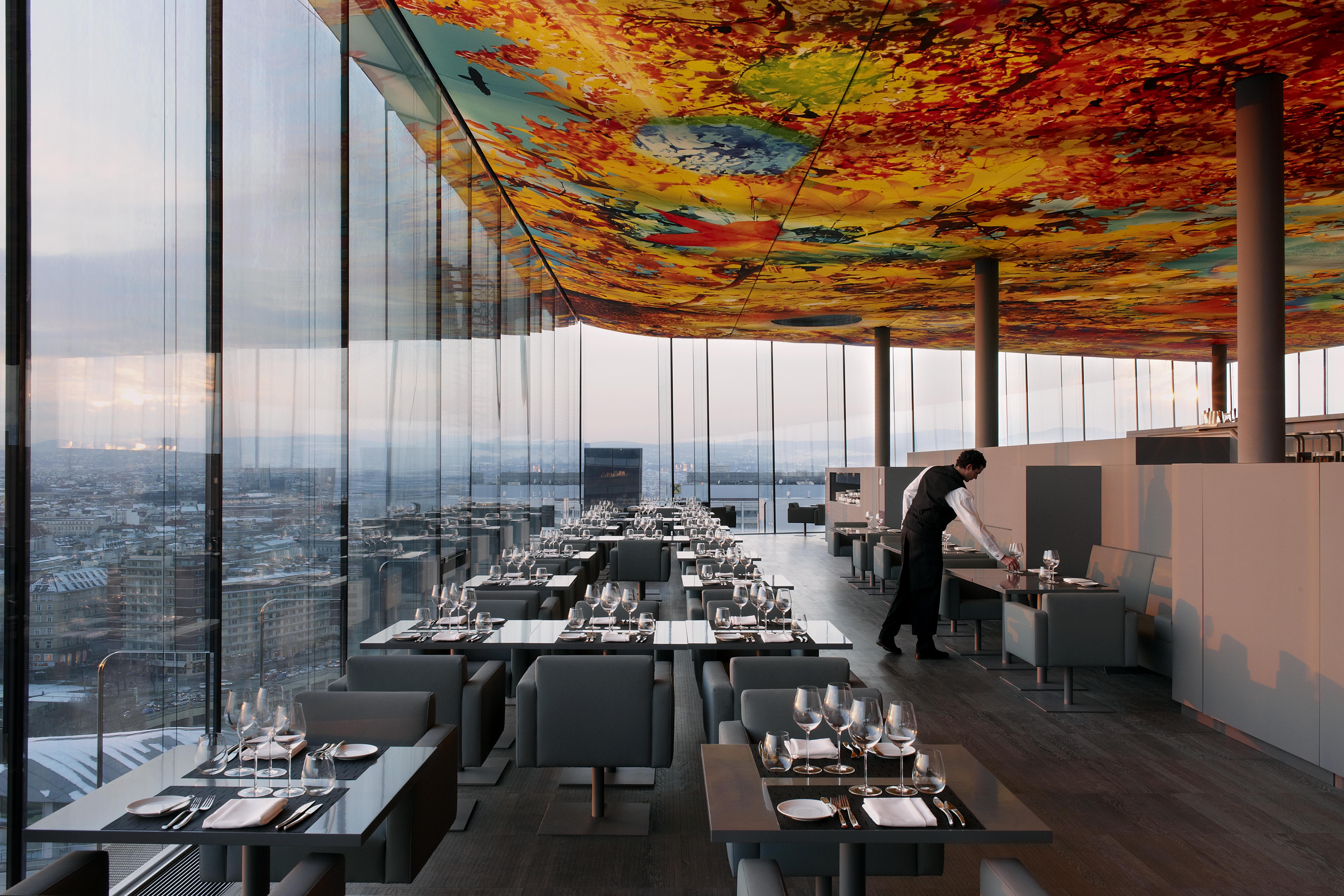 Hotel So/ Vienna Esterno foto Restaurant "360"