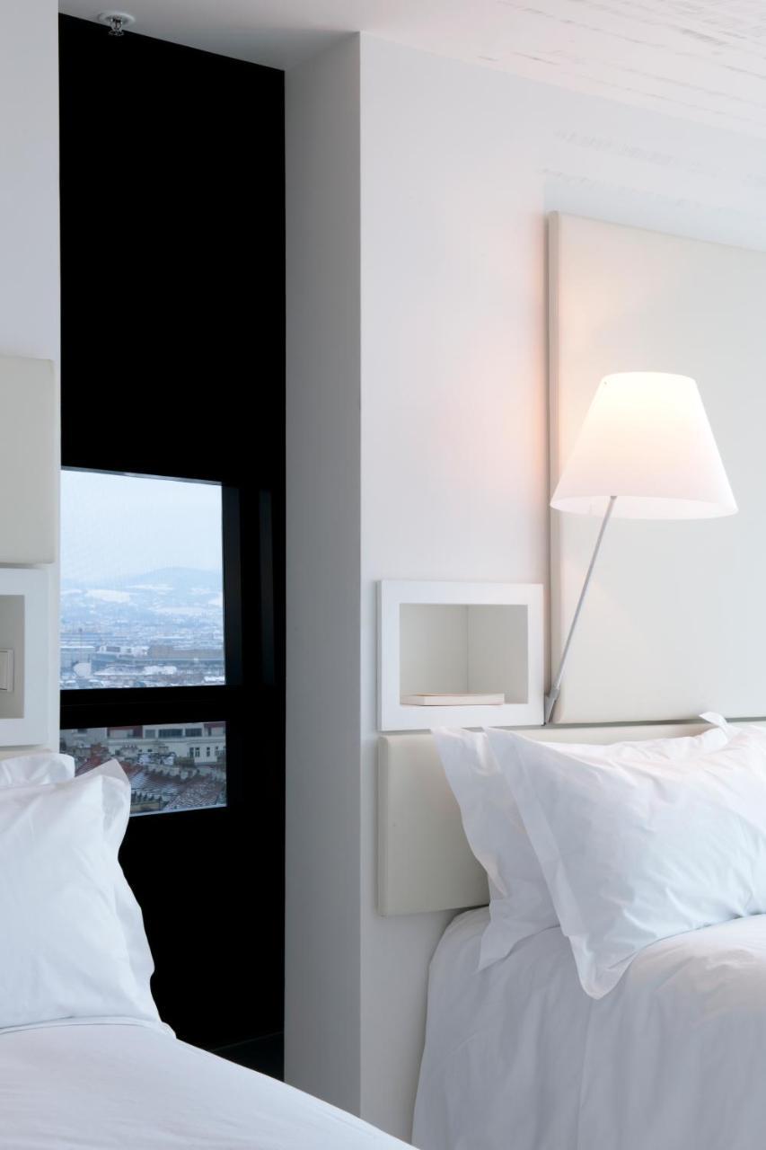 Hotel So/ Vienna Esterno foto A room at the hotel